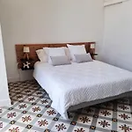 A Little Gem * Nîmes